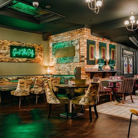 The Farnham Arms Hotel Cavan Eksteriør bilde