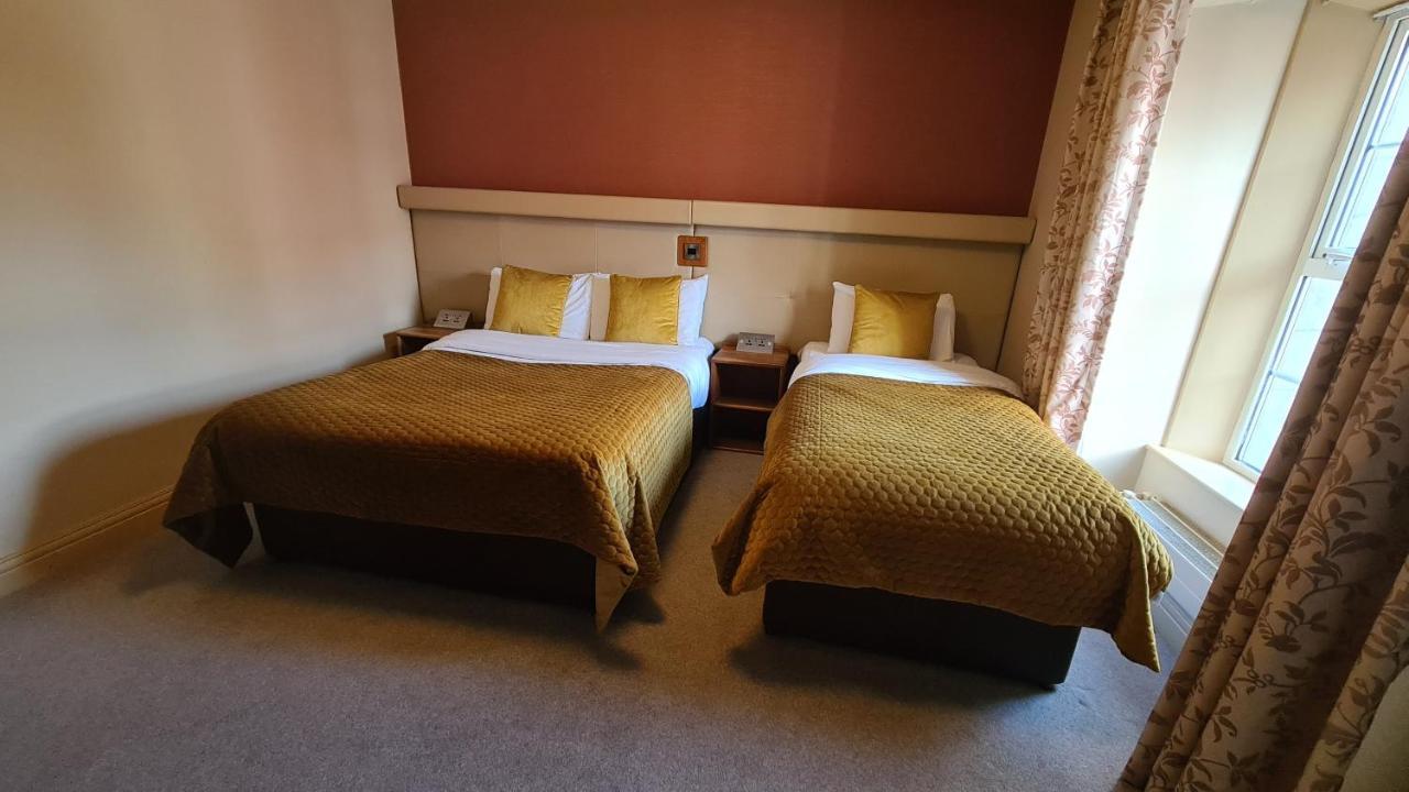 The Farnham Arms Hotel Cavan Eksteriør bilde